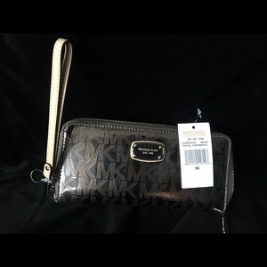 Michael Kors Jet Set Nickel Wristlet Wallet